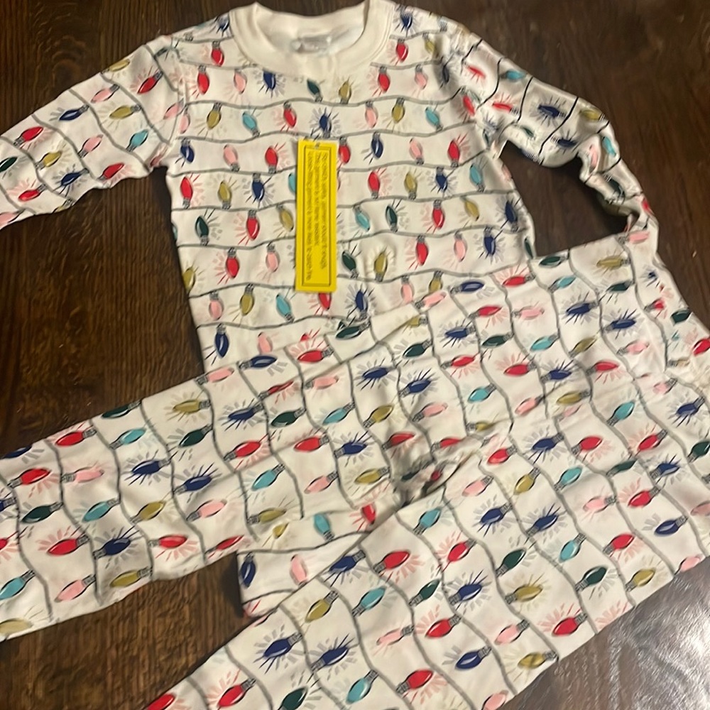 Hanna Anderson pjs. Bought for Christmas but too small :(
